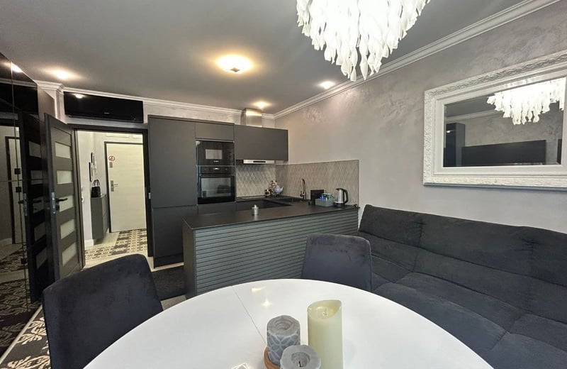 Vermietung luxuriöser 3-Zimmer-Apartments im Komplex Azur Premium, Varna, Bulgarien